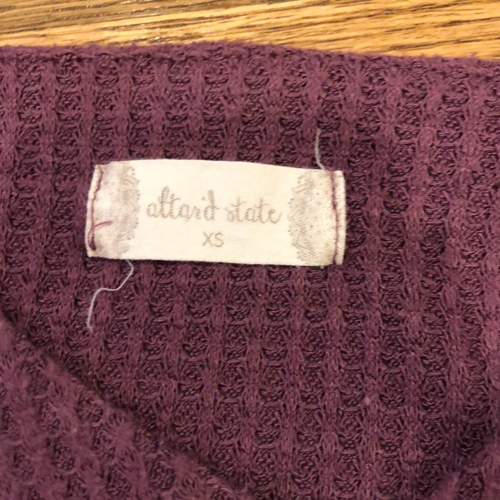 Sweater - Picture 4 of 4